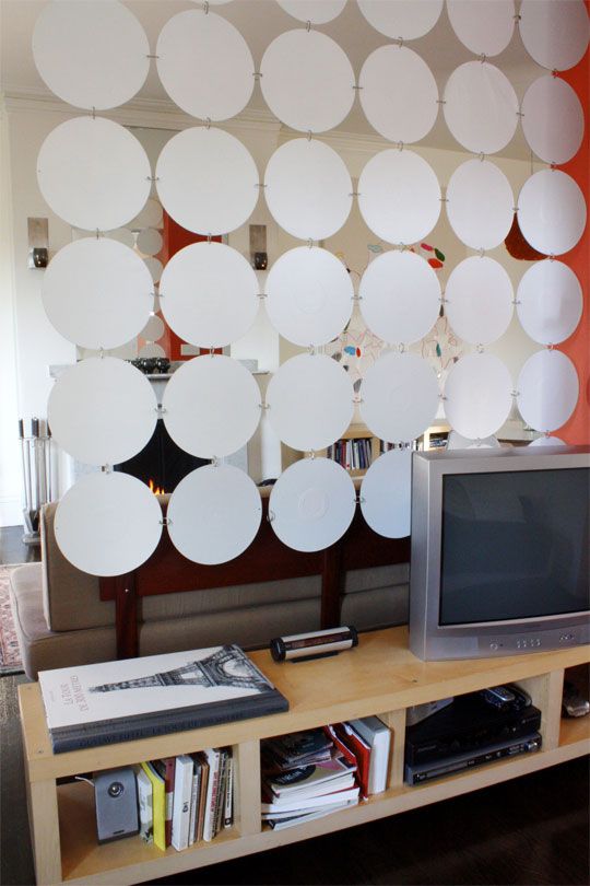 Old LP records used to create a unique room divider - both clever and sustainable!